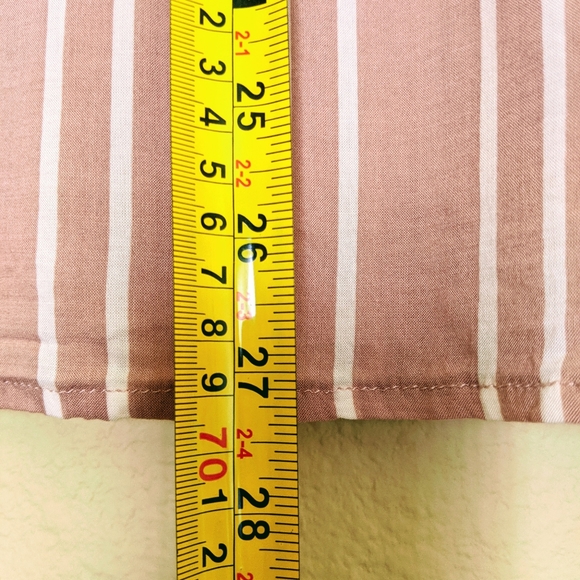 F21 Contemporary Button Down - Picture 7 of 8